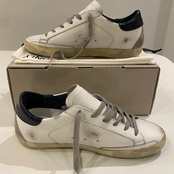 Golden Goose Superstar Sneaker in White Leather/Ice/Night Blue sz 40 New in Box - Picture 5 of 10